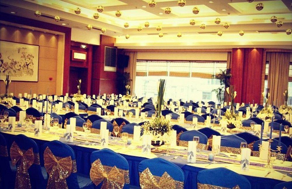 Yiwu Yi He Hotel Dış mekan fotoğraf